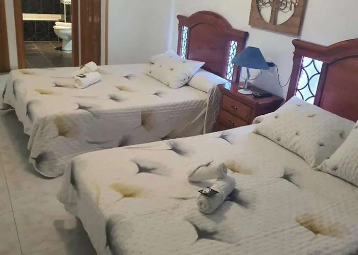 A Barca 3* O Barco de Valdeorras